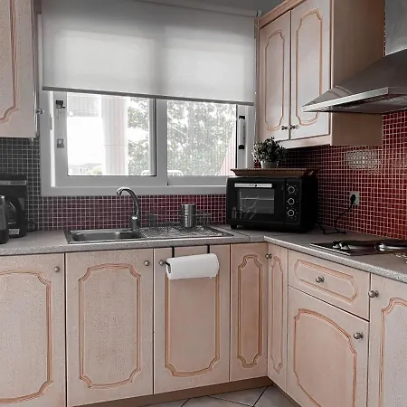 Apartament Kaloudis & *