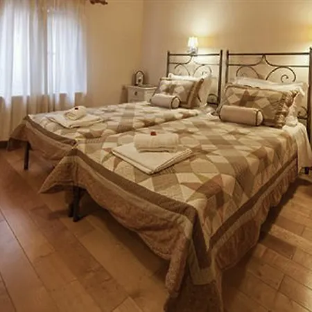 Apartament Kaloudis & *